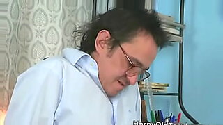 affaire-15000fc-de-kinshasa-with-my-wifes-beautiful-pussy-douala-cameron-video-complet