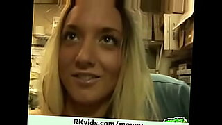 noughty-bed-a-men-get-fuck-with-hes-customer