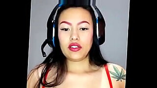 webcam girl lesbian
