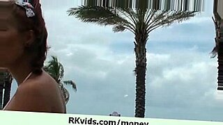 4-pinay-nagpakita-ng-suso-viral