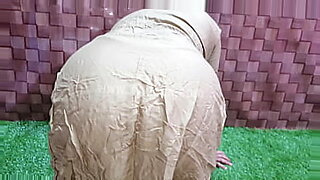 teen-gets-fingered-in-sleeping