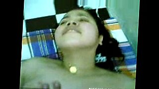 download video bokep cewek abg sma berjilbab memek mulus di kocok pake jari lalu ngentot