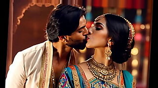 honeymoon-saree-bra-new-married-couple