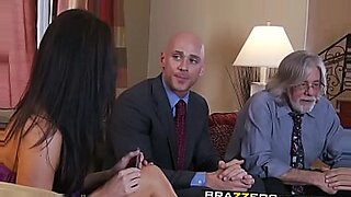 two-babes-brazzers-www-zzfull-com-upto