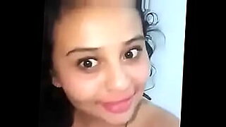busty-ebony-chick-gets-her-asshole-licked