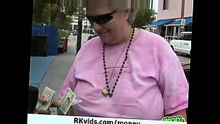 annoying-teen-stepsisters-in-family-taboo