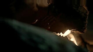 ebony-having-a-3-some